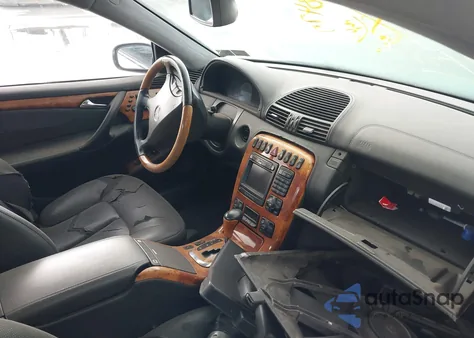 2001 Mercedes-Benz Cl-Class Base (A5) из США, поврежденный, VIN WDBPJ75J41A013852